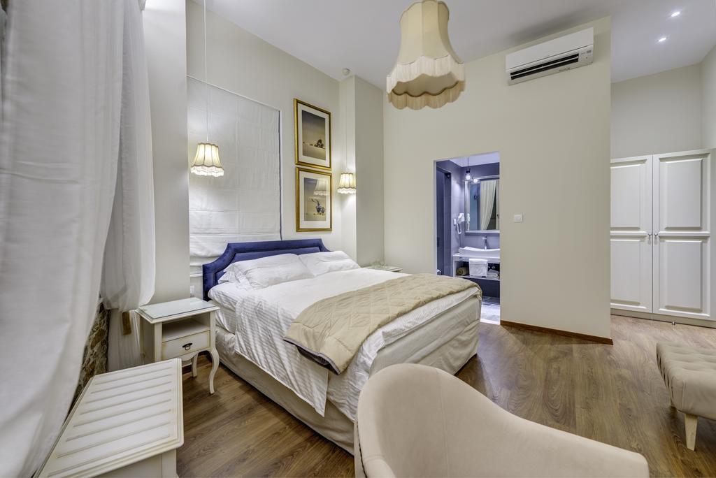1844 Suites Syros Ermoupoli Exteriör bild